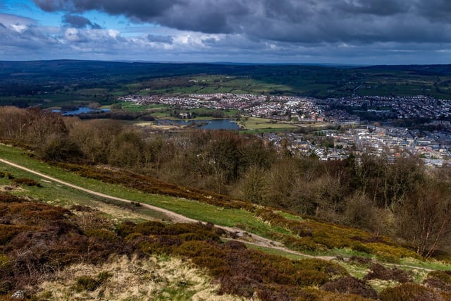 Overlooking the market town of Otley, this large park has an impressive network of paths to explore, with magnificent panoramic views of the Wharfe Valley - perfect for both a stroll and a scenic picnic, weather permitting..