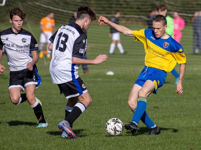 Fleur De Lys Victory U16s (white) v Petersfield. Picture by Alex Shute