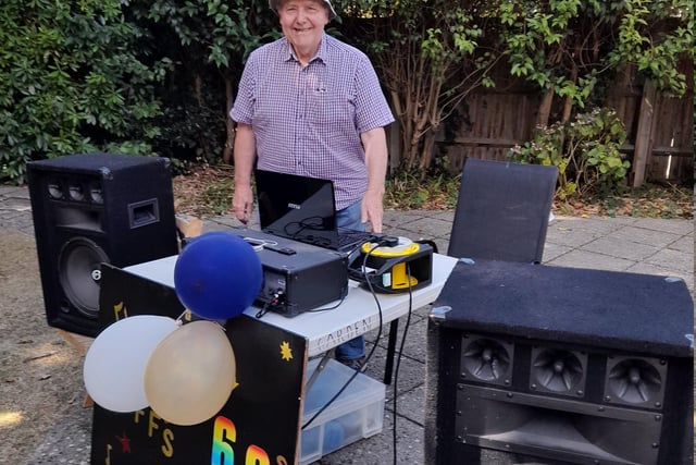 u3a Gosport celebrates 30 years with a joyous anniversary picnic