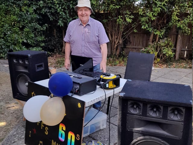 Geoff Piper, co-ordinator of u3a Gosport’s 50s & 60s Music Group & our DJ for the picnic