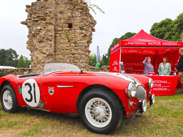 1954 Austin Healey on display at the Spring Autojumble
