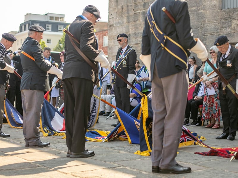 Pictured: 2 minute silence as Standard-bearers put flags down
Picture: Habibur Rahman