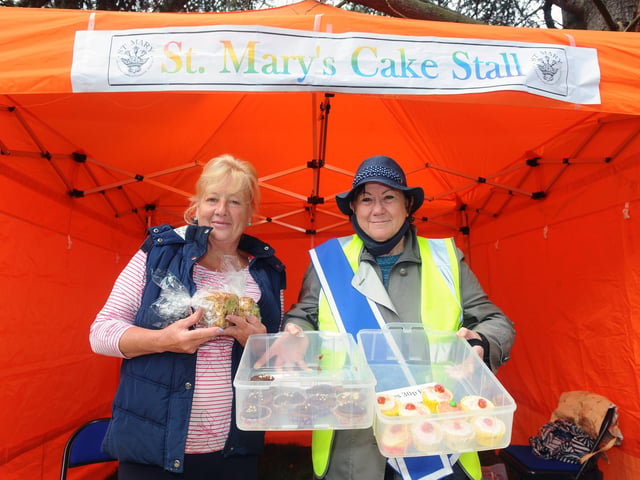 (l-r) Lorraine Drinkwater and Vanessa Busfield selling some delicious cakes. Picture: Sarah Standing (020522-3249)