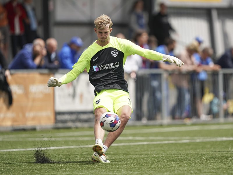 Competent showing from the young keeper. Patrolled his area well, kicking and distribution was steady and did all the routine work efficiently.