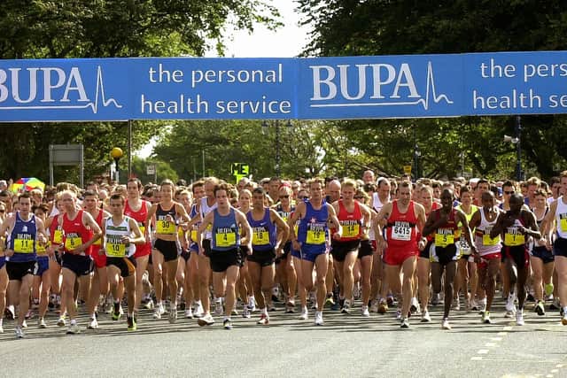 Great South Run held in Southsea and Portsmouth in 2002
PICTURE: MALCOLM WELLS