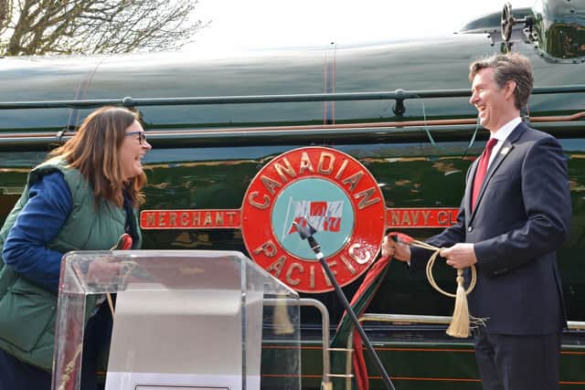 Unveiled – Eilish McGuinness, The National Lottery Heritage Fund CEO, and Robert Fry, Deputy High Commissioner for Canada in the UK, are delighted to reveal the nameplate on the SR Merchant Navy class locomotive, No. 35005 Canadian Pacific, back on the tracks at The Watercress Line.