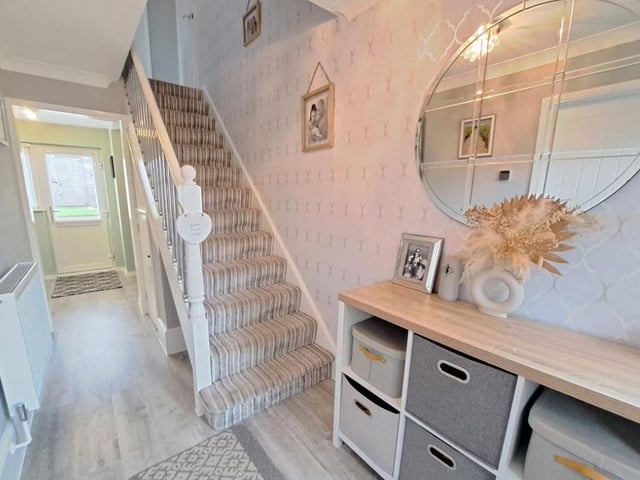 The property comes with three bedrooms, one bathroom and one reception room and it is beautifully decorated, ready for someone to move in.