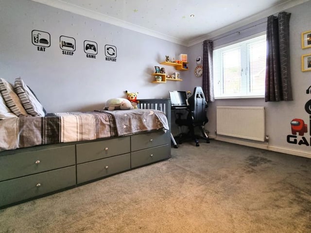 It is in a brilliant location as it is near Cosham and Hilsea train stations.