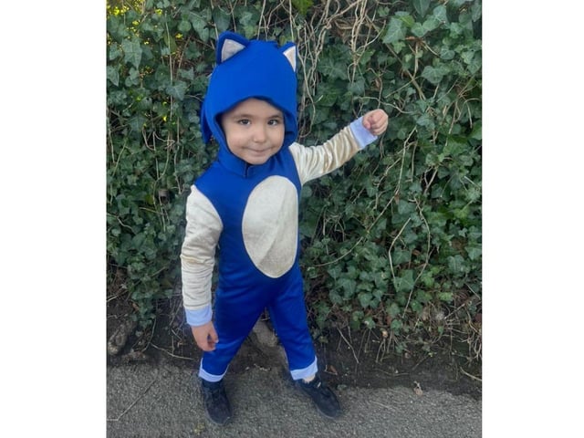 Theo looks brilliant in his Sonic the Hedgehog fancy dress!