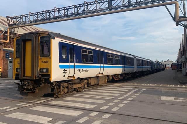 Class 150 in its original livery courtesy of The Greatest Gathering