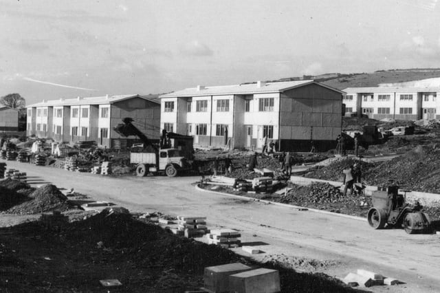 Looking west along a newly-built Allaway Avenue, Paulsgrove. Picture: Barry Cox collection