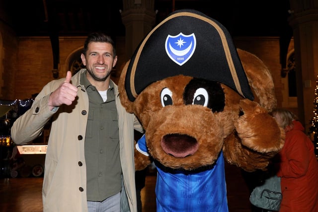 Portsmouth FC manager John Mousinho and Pompey mascot Nelson. The News Carol Service, St Mary's Church, Fratton, Portsmouth
Picture: Chris Moorhouse (jpns 081223-78)