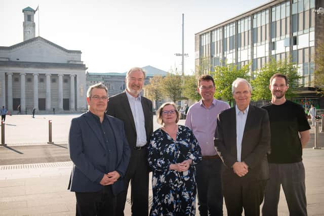 Members of the SOGROW steering group (from L-R) Fred Bassett, Founder of Lateral Edge Consulting, Ross McNally, Executive Chair/CEO Hampshire Chamber of Commerce, Councillor Lorna Fielker, Leader of Southampton City Council, Stephen Manion, Executive Director, Go! Southampton, Peter Taylor, Senior Partner, Paris Smith, Gareth Miller, Managing Director, Carswell Gould