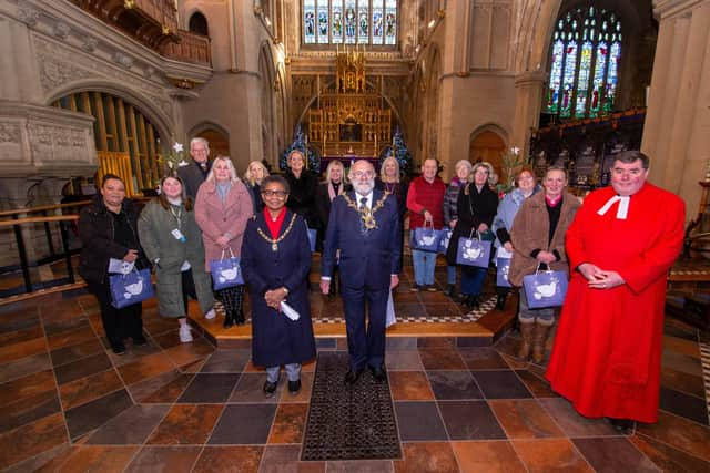 Comfort and Joy Cash Handout at St Marys Church, Fratton, Portsmouth on Friday 16th December 2022
Pictured: Various charity groups with Lord Mayor Hugh Mason, Mayoress Marie Costa and Canon Bob White
Picture: Habibur Rahman