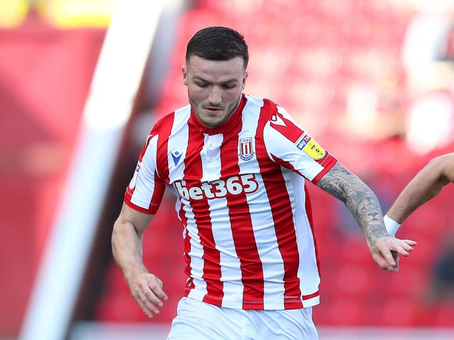 (Right-back - Barnsley): Pace: 76; Shooting: 46; Passing: 63; Dribbling: 63; Defending: 64; Physicality: 78.