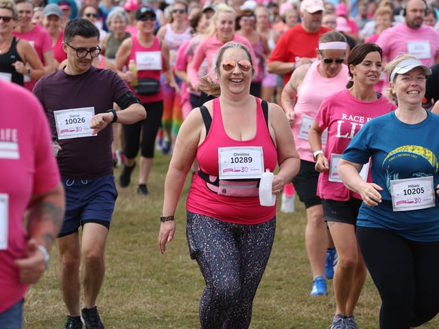 Cancer Research UK Race for Life on Southsea Common.
Picture Stuart Martin (220421-7042)