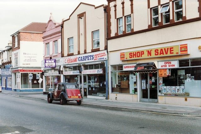 Cresta Gas, Classic Carpets and Shop and Save, Albert Road Portsmouth around 1992. Picture: The News C1528-3