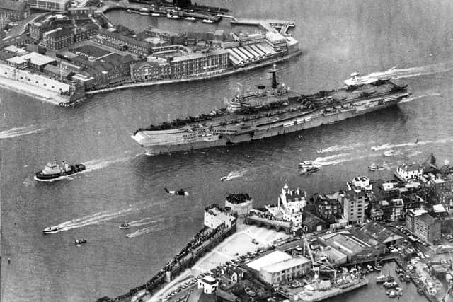 HMS Hermes leaves for the Falklands