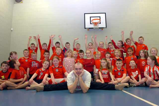 Steven Lee from the Get Fit Kids initiative visited West View Primary School on Red Nose Day in 2009. Does this bring back memories?




CATCHLINE HM1109REDNOSEWEST