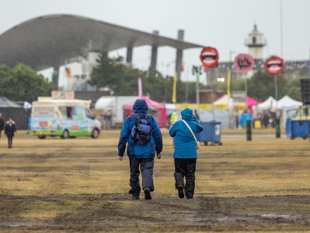 On site in the rain at Victorious. Picture: Mike Cooter (240824)