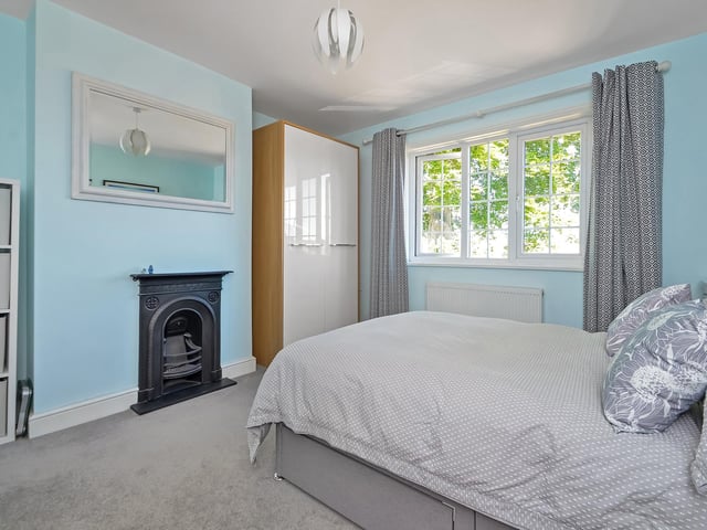 There is no onward chain for this three bedroom home in Drayton. Picture: Town and Country Southern