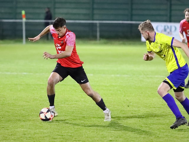 Fareham's Charlie Cooper in possession. Picture by Ken Walker