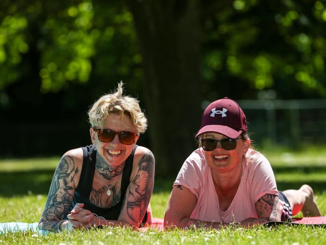 Lucy, left, and Sarah, Victoria Park, Portsmouth. Picture: Chris  Moorhouse (250524-12)