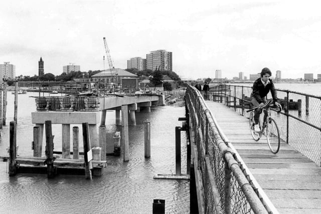 Haslar Bridge, Gosport 1980
Picture: The News Portsmouth 804008-1