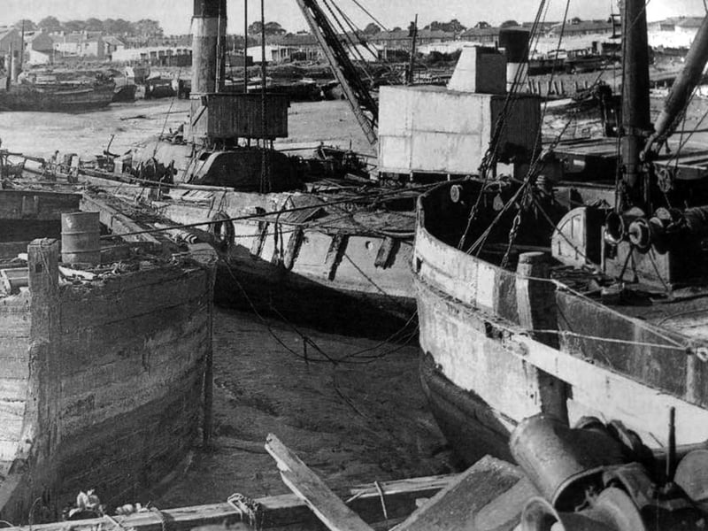 Velder Creek, Milton in the 1930's, with gravel barges and a dredger.