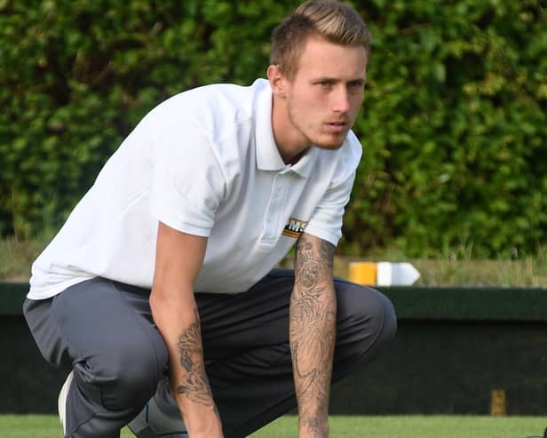 Danny Smith's rink romped to a 49-3 win as Waverley hammered Waterlooville in the Portsmouth Bowls League.

Picture: Neil Marshall