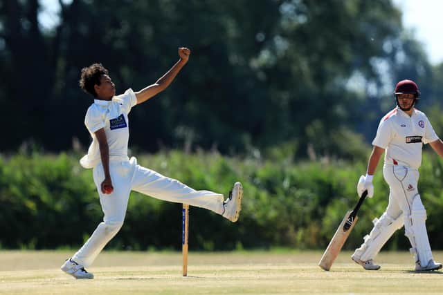 Portsmouth 3rds' Lewis Ndahiro bowling
Picture: Chris Moorhouse