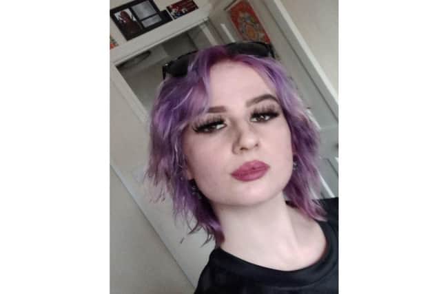 Police are appealing for information regarding the wherabouts of Elouise Johnston, 19, Havant.