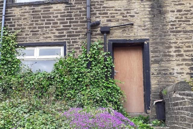There are an estimated 950 private homes currently standing vacant across the city