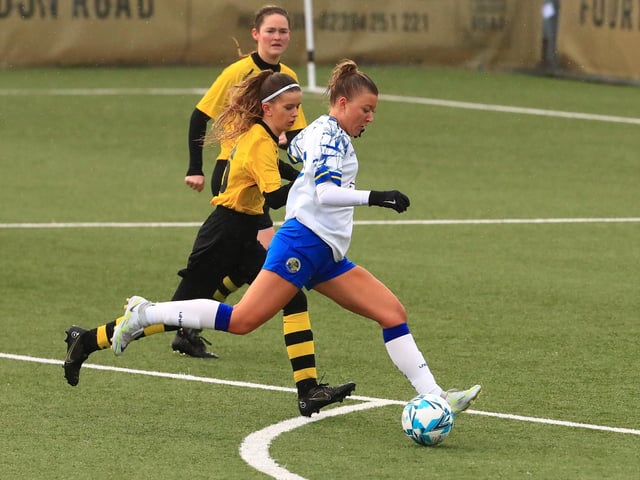 Sarah Butterworth about to score her fourth goal. Picture by Dave Haines