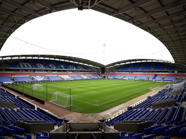 Capacity: 28,723; Average attendance: 15,374