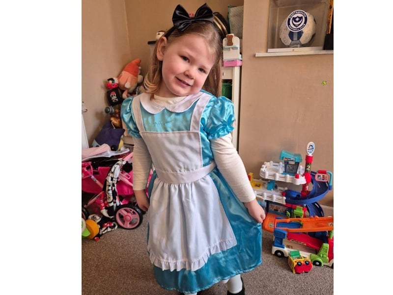 Happy World Book Day to Sienna who looks wonderful as Alice.