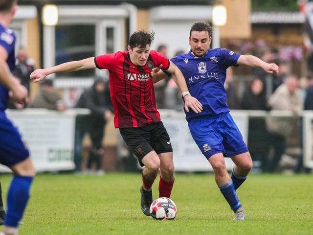 Baffins (blue) v Petersfield. Picture by Nathan Lipsham