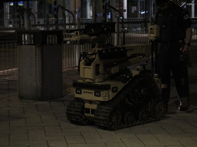A 'suspicious package' was disposed of by the bomb squad at The Hard in Portsmouth last night. Picture: Jack
