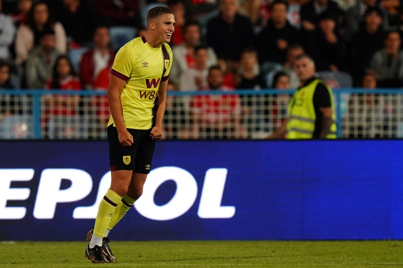 Burnley - Barnsley (loan)
