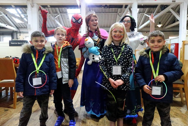 From left, Arthur White, 6, Archie Emmence, 6, Rayah Holland, 8, and George White, 6, with characters from Little Hopes and Dreams. Starlit Walk in aid of Rowans Hospice, Portsmouth Historic Dockyard, HM Naval Base Portsmouth
Picture: Chris Moorhouse (jpns 261023-09)