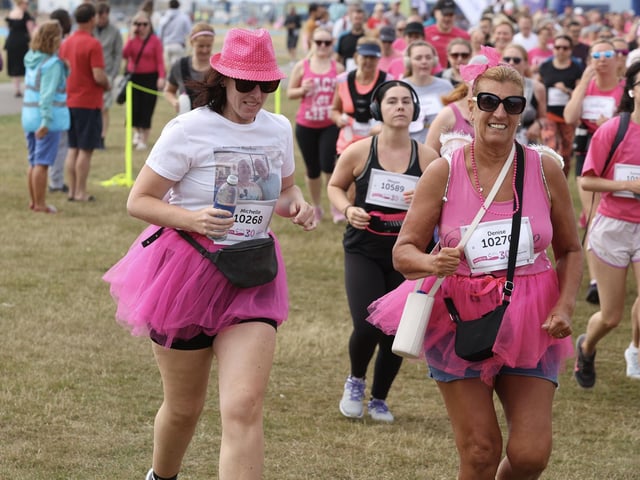 Cancer Research UK Race for Life on Southsea Common.
Picture Stuart Martin (220421-7042)
