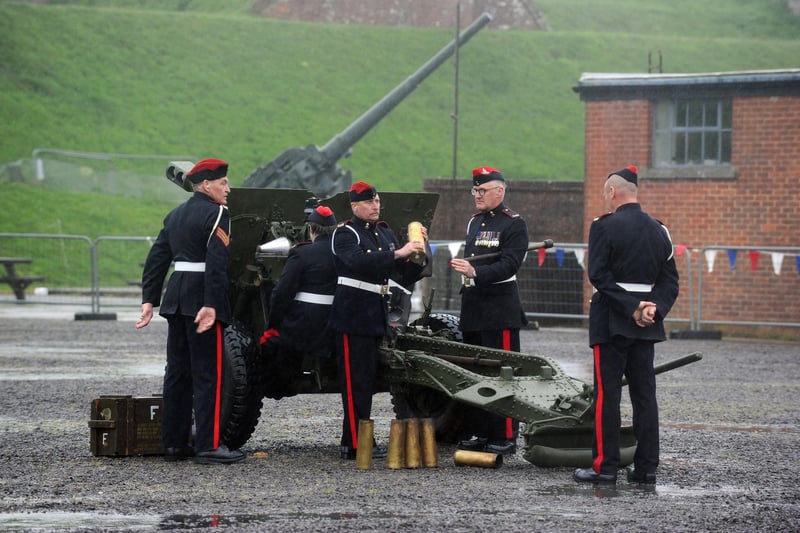 A royal gun salute at Fort Nelson  (060523-8037)