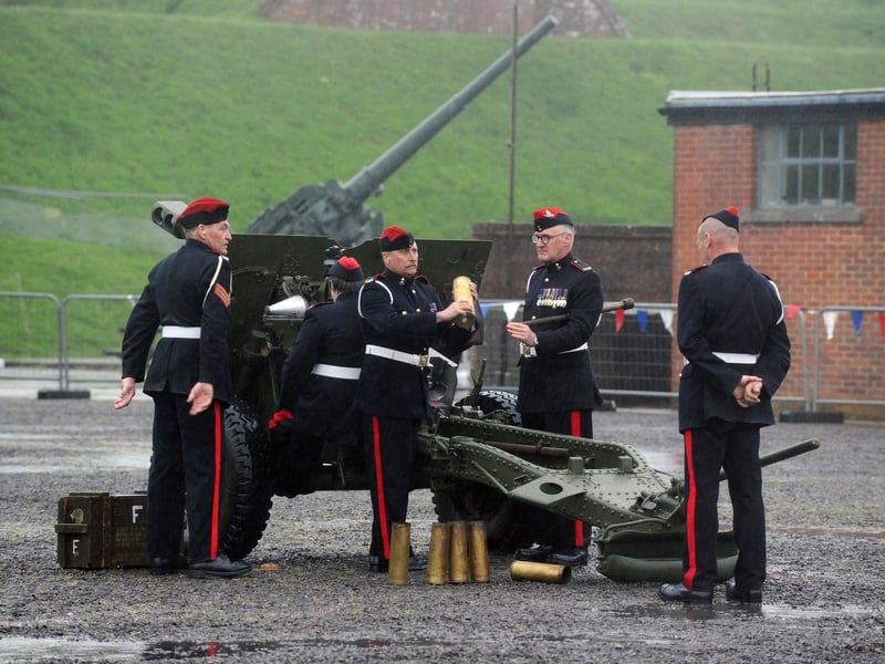 A royal gun salute at Fort Nelson (060523-8037)