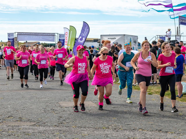 The start of the Pretty Muddy event