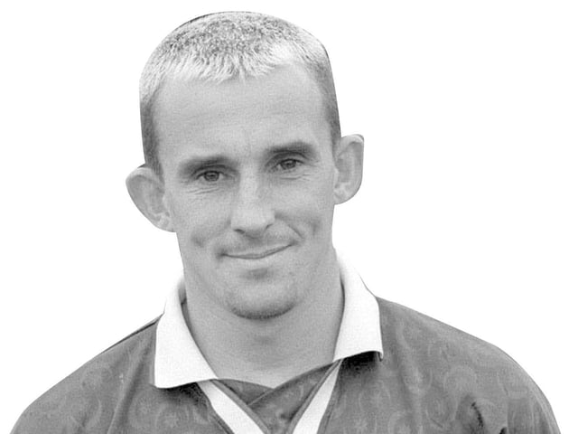 218 games, three goals
200th game; March 29, 1998 v Wolves (A)