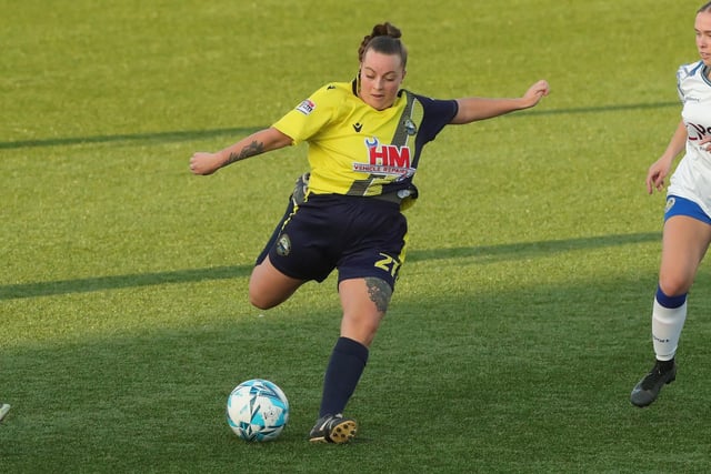 Megan Gratton about to score for Gosport. Picture by Dave Haines