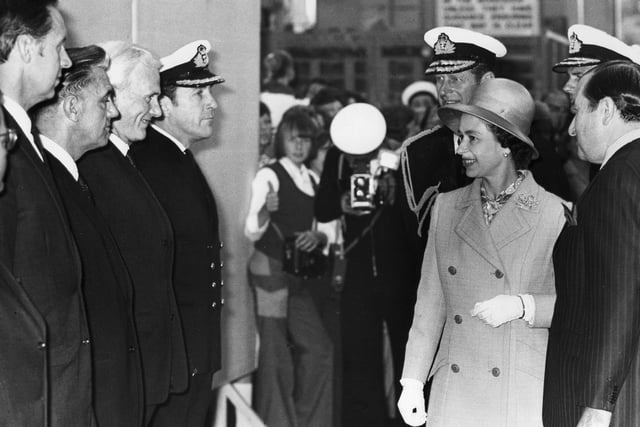 Queen Elizabeth visits Portsmouth Naval Base 1973. Picture: The News Portsmouth 7964-1