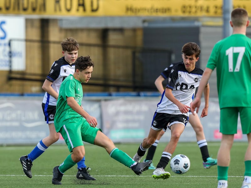 Fleur de Lys Victory (white) v Cowplain Youth. Picture: Chris Moorhouse