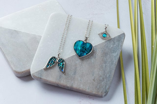 Give the gift of a piece of unique jewellery this Valentines with the Byzantium Collection which features natural paua shell from the seas of New Zealand.
Byzantium Collection – from £7.99. Visit the gift shop to purchase.