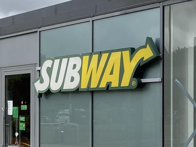 Subway Portsmouth at Unit 8, Portsmouth Retail Park, Binnacle Way, Portsmouth was rated five on August 21.